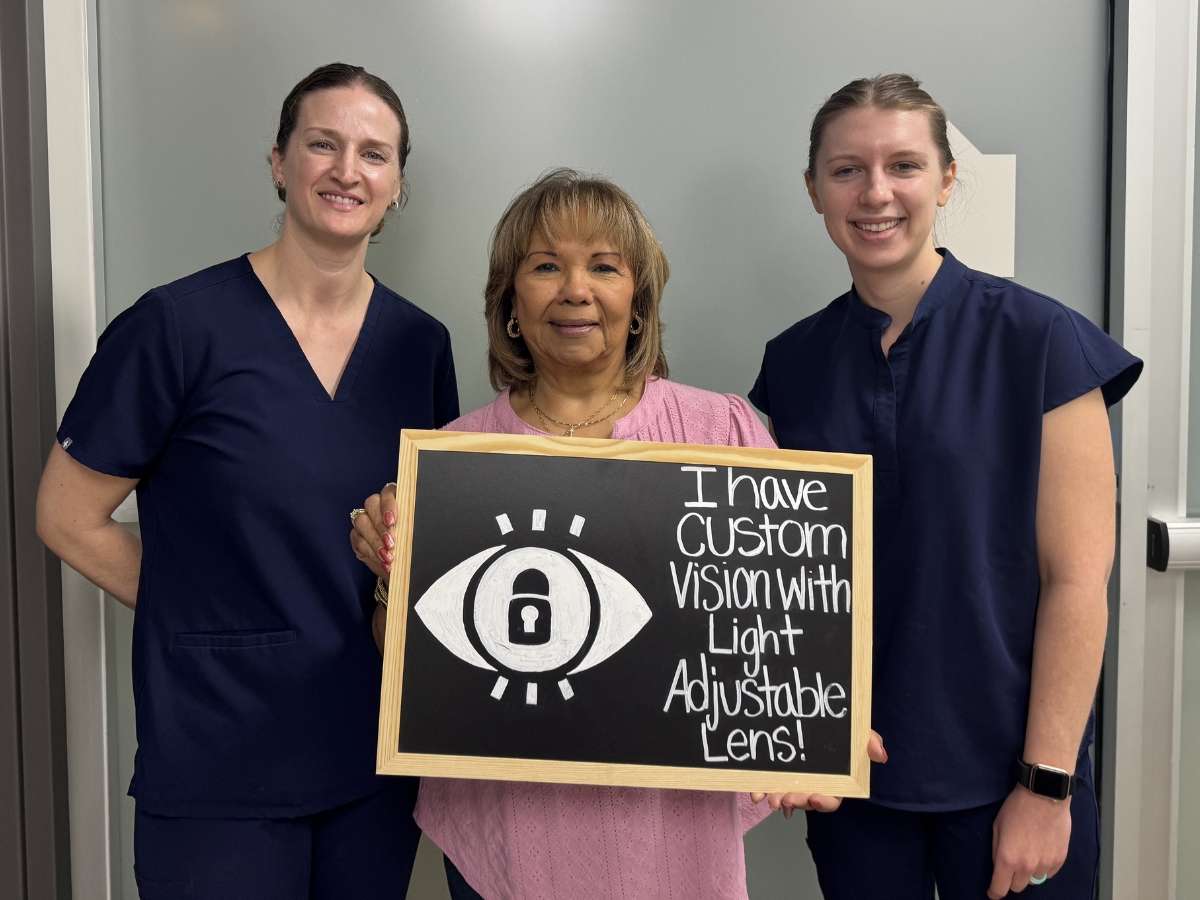 Kristi Sawall, NP, with cataract surgery patient during a Light Adjustable Lens visit in Laredo.